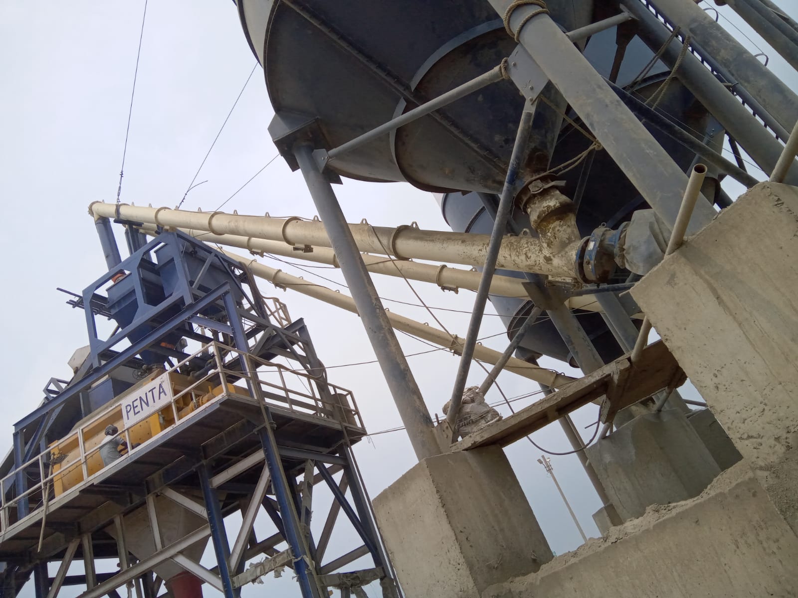 Cement Screw Feeder Installation 4