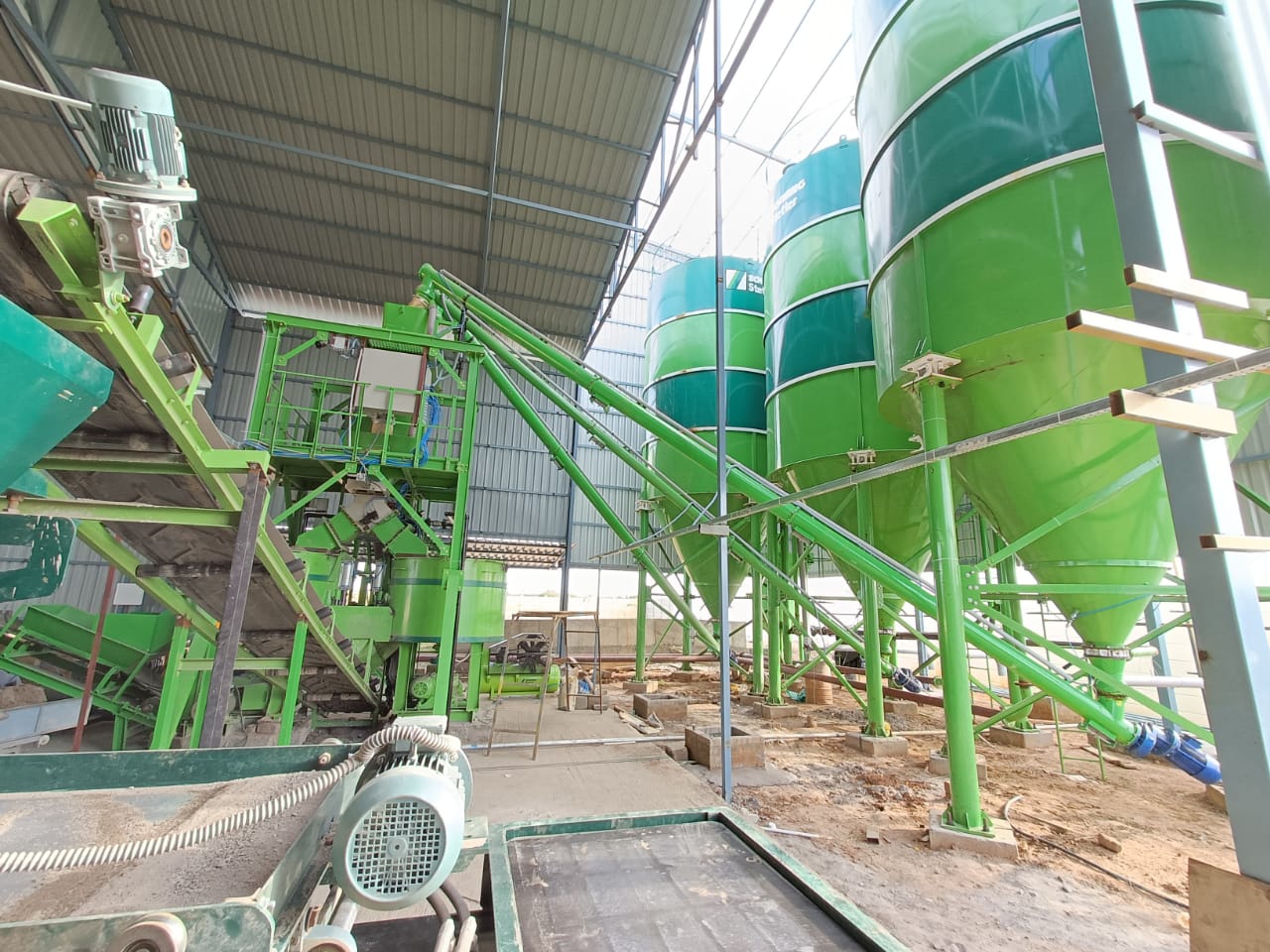 Cement Screw Feeder Installation 9
