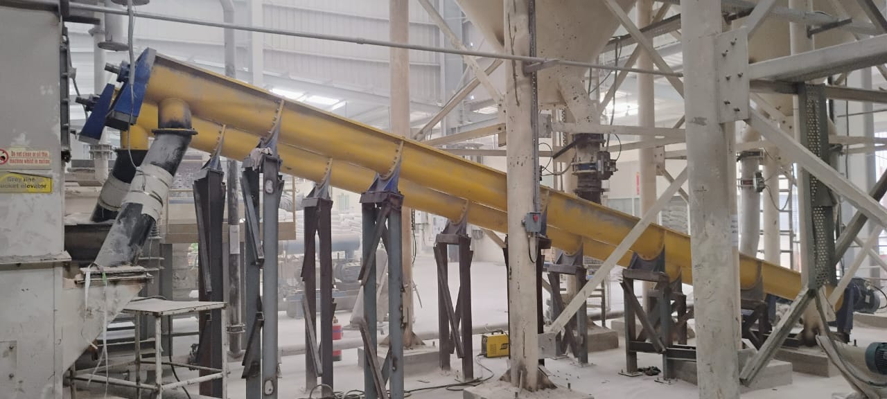 Vertical Screw Conveyor Installation 4