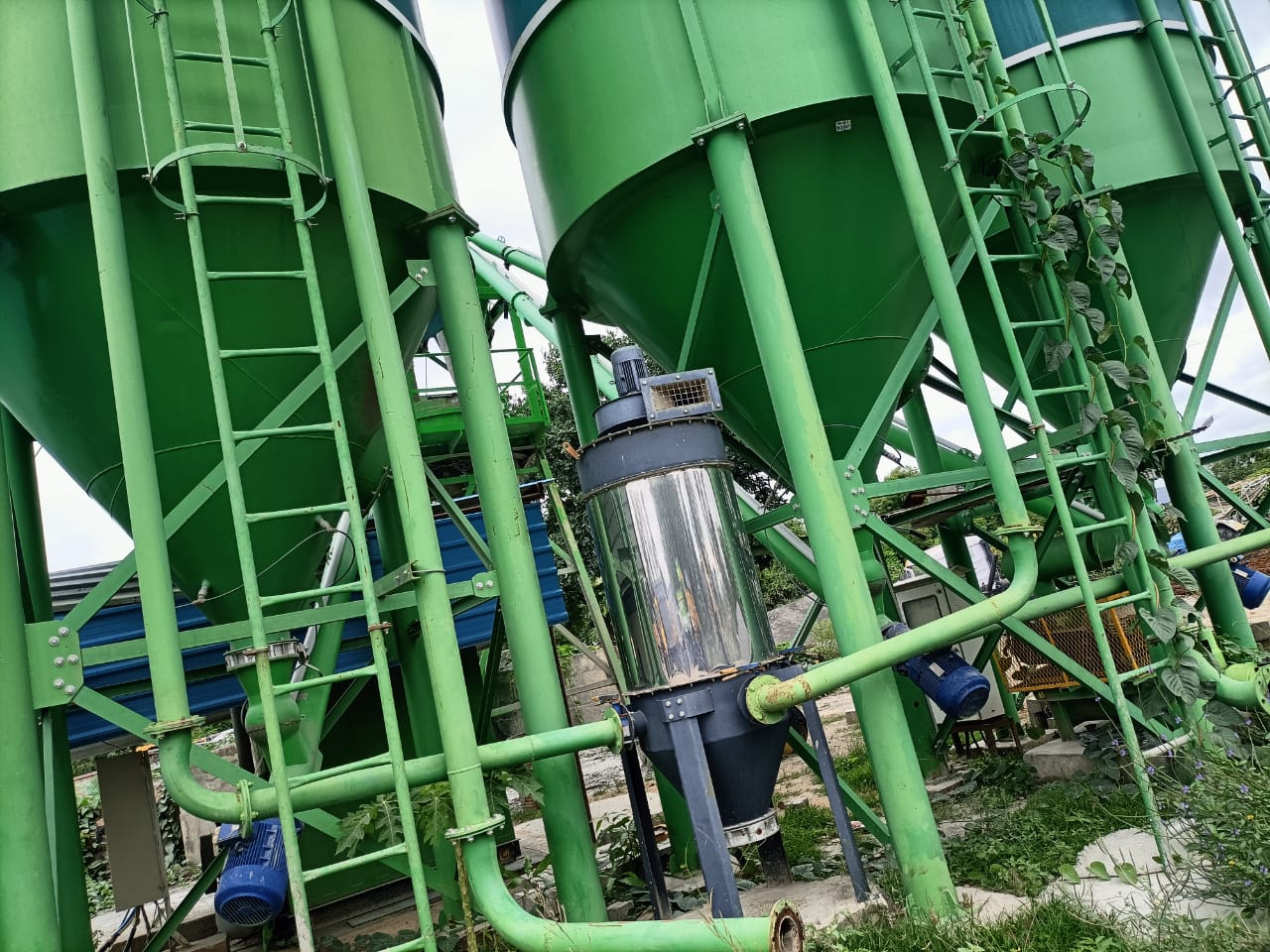 Cosben Ground mounted dust collector (Vibratory Type)