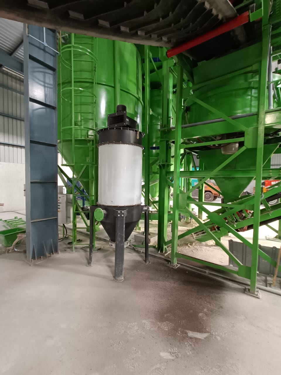 Cosben Ground mounted dust collector (Vibratory Type)