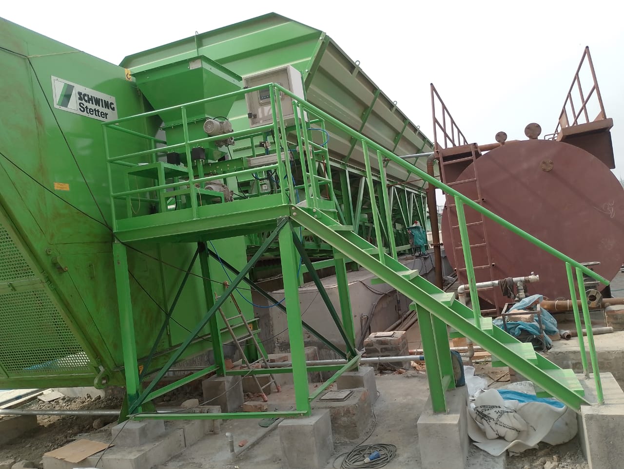 Loss-in-Weight Feeder Installation 4
