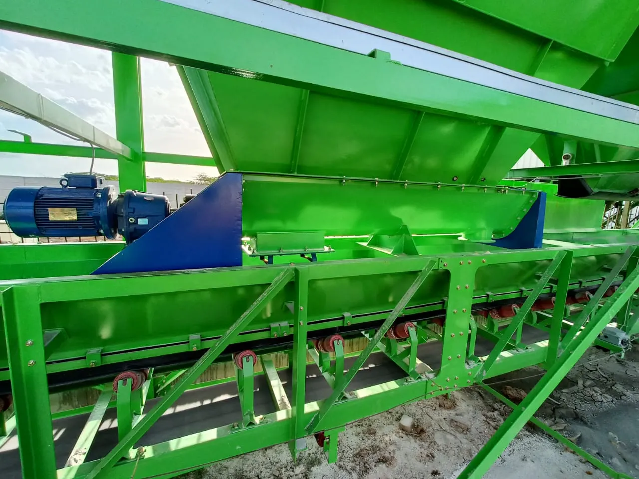 Trough Screw Conveyor Installation 6